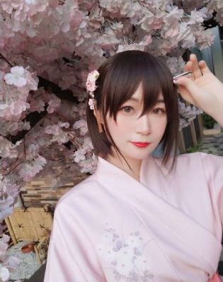 日本两人免费观看的视频_超清在线观看电视